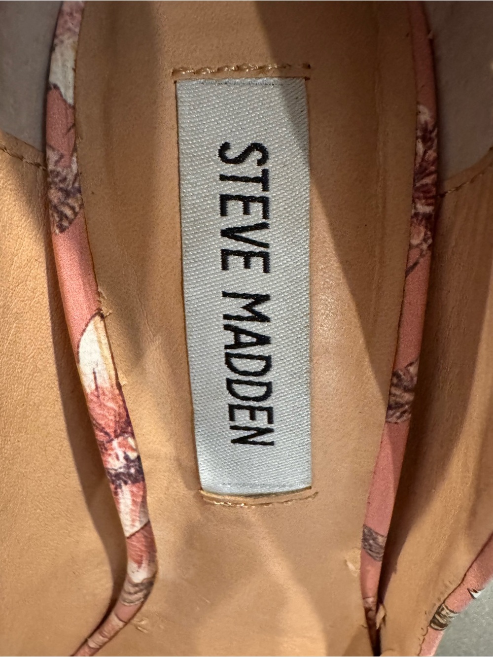 Steve Madden Hazel Rose Pink Floral Pointed Pumps - Picture 3 of 7